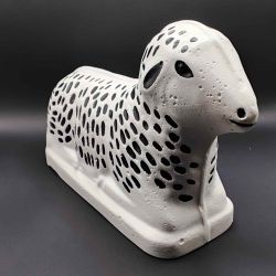 Picture of Osterlamm aus Gips (bemalt)