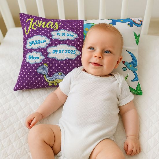 Bild von Personalisierbares Geburtskissen - Dinowelt
