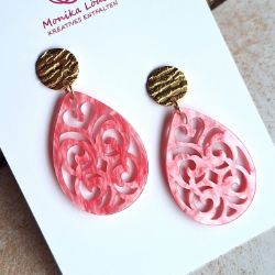 Bild von Ornament-Ohrstecker - Tropfenform - fruit dove pink - Stecker rund goldfarbig